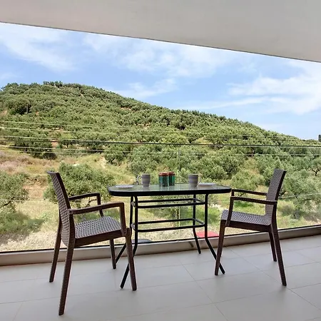 Apartment Dionysia S2 *